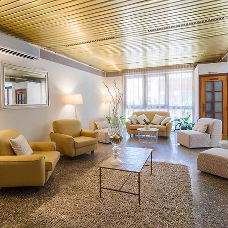 Hotel Corallo จูเลียโนวา ภายนอก รูปภาพ