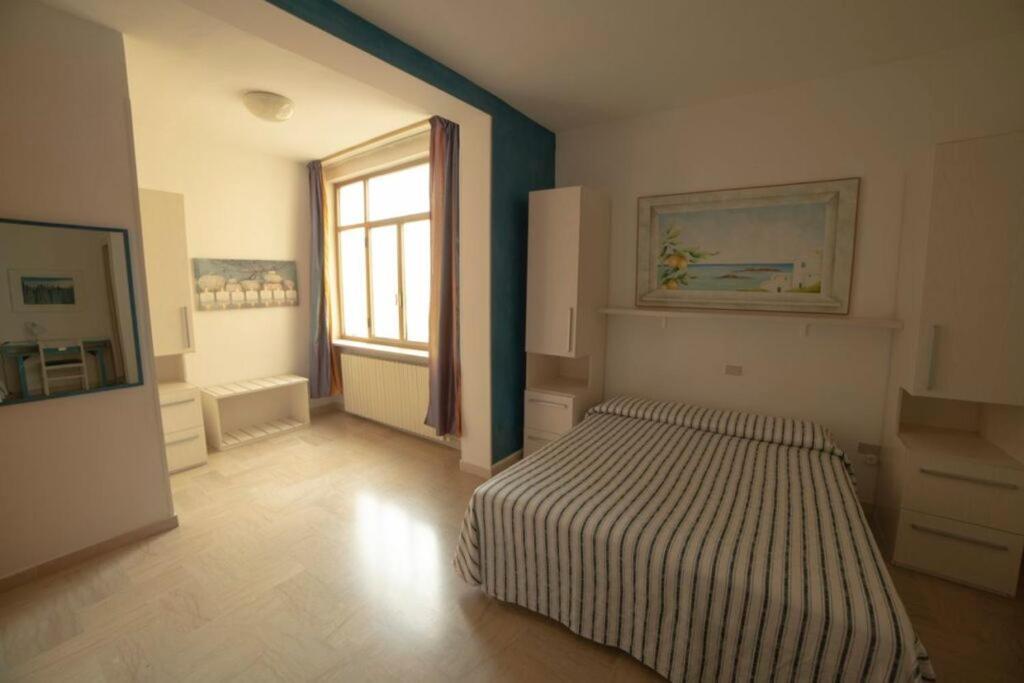 Hotel Corallo จูเลียโนวา ภายนอก รูปภาพ